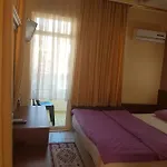 Hilal 阿拉尼亚